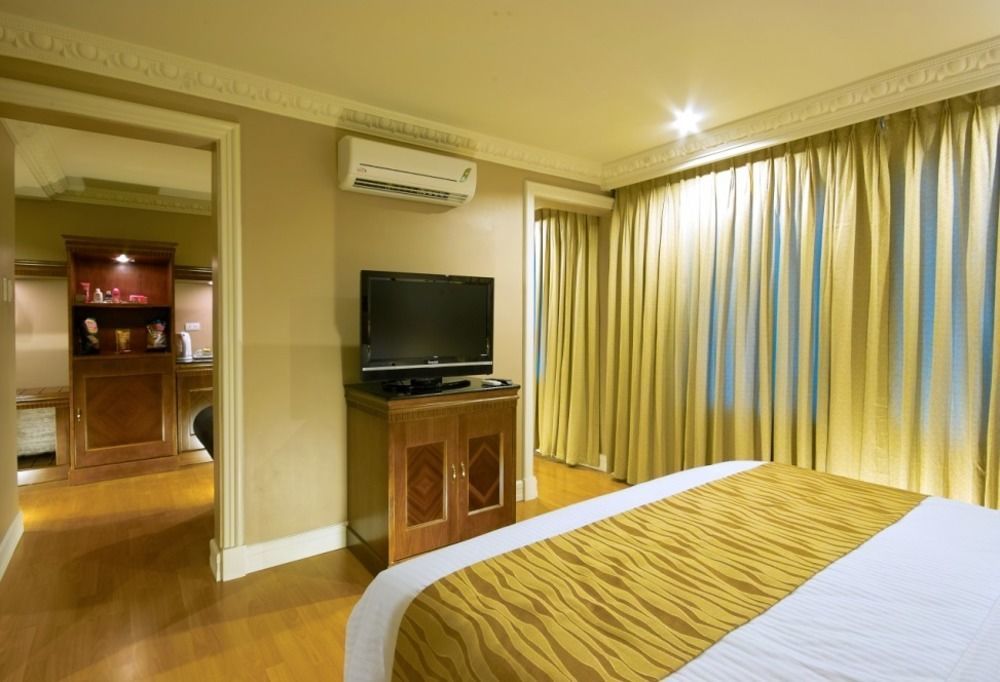 Savannah Resort Hotel Angeles Esterno foto