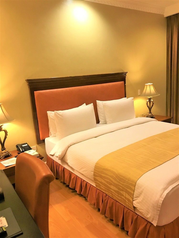 Savannah Resort Hotel Angeles Esterno foto